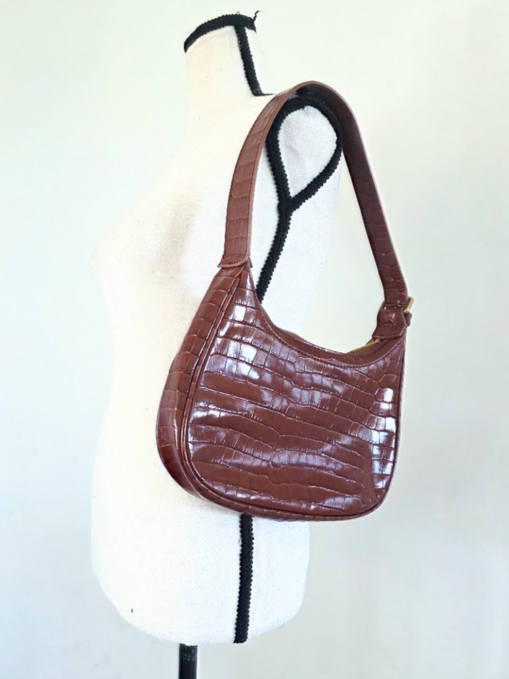 J.Crew Copenhagen Croc-Embossed Cowhide Leather Shoulder Bag Brown - Like New - Picture 3 of 16